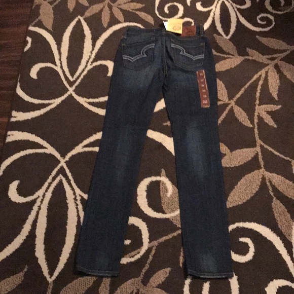 Bigstar - Picture 2 of 2